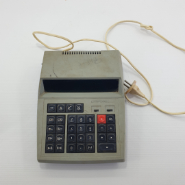 Микрокалькулятор "Электроника МК-44", работает, требуется профилактика клавиатуры. СССР